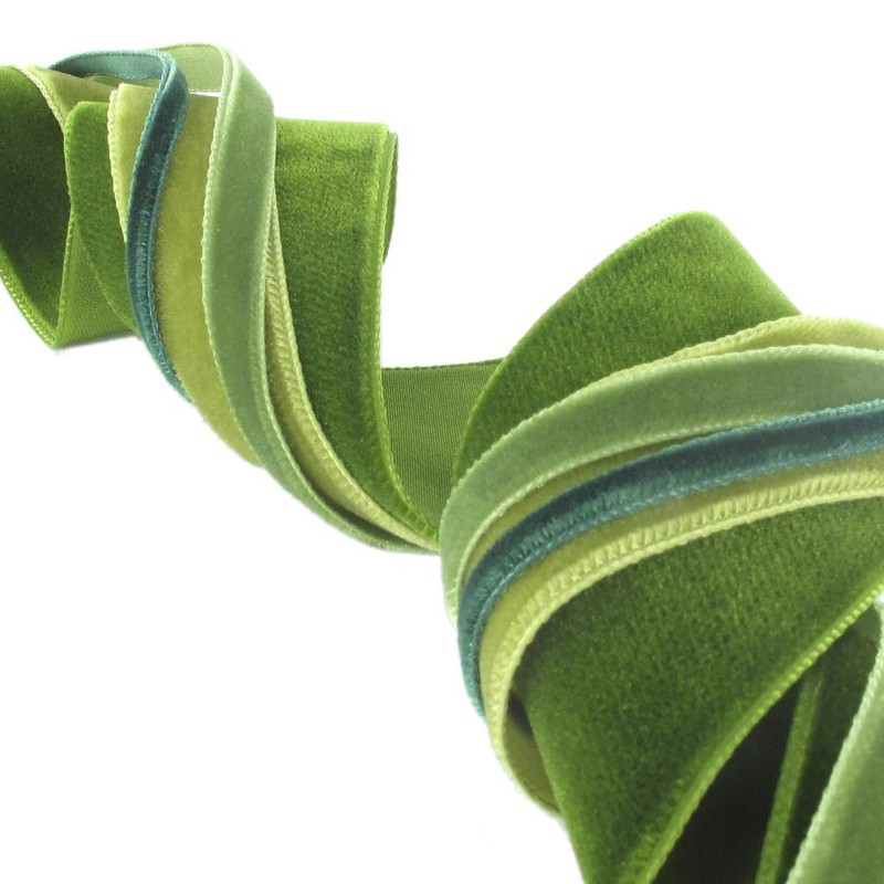 C'est Joli! Velvet Ribbon, Nylon, Bleu Suède, 4 mm