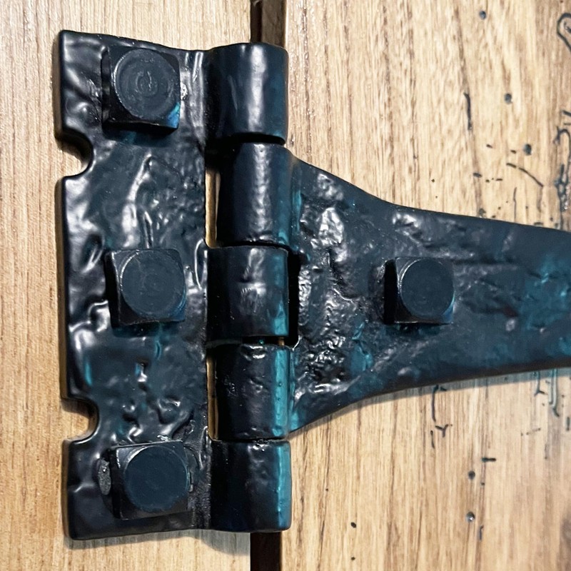 BRAUNY BOY HARDWARE - ¼” x 1.5” - Rustic Square