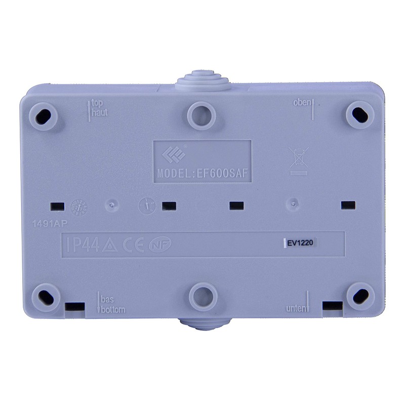 Dio - Europe to UK Travel Adapter 3250W - IP44