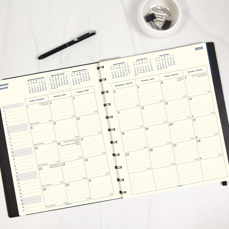 Filofax Monthly Planner, 17 Months, August 2022 - December 2023,