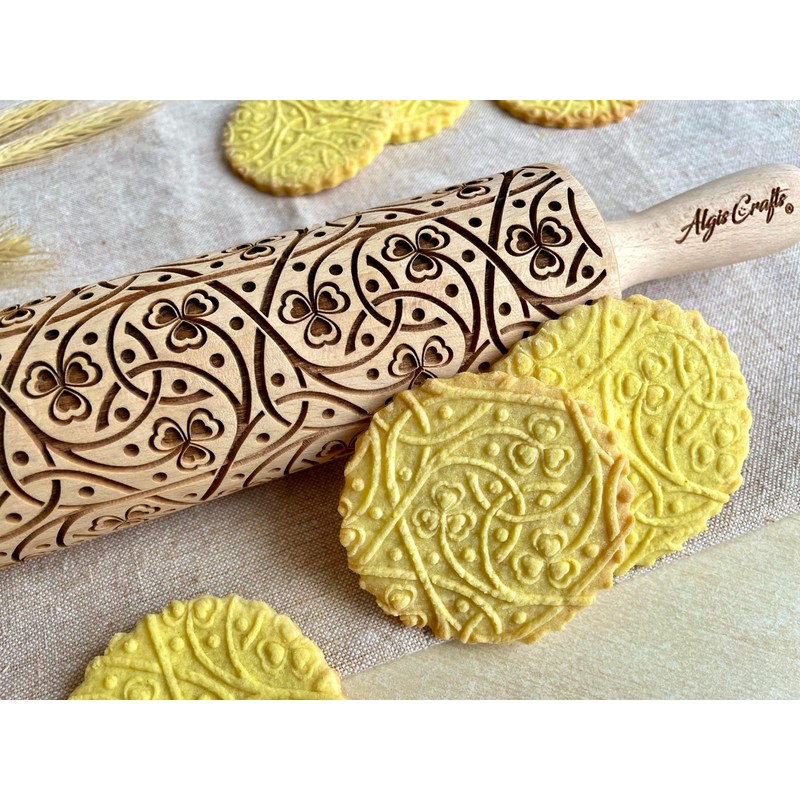 IRISH CLOVER KNOT Embossing Rolling Pin. Dough Roller with Shamrock