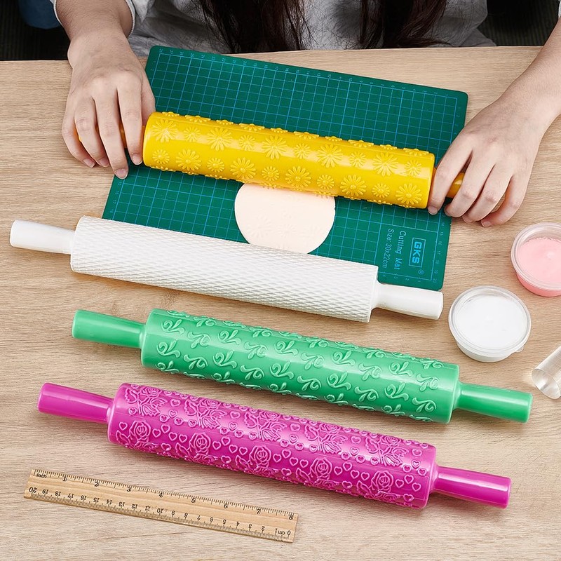 UNICRAFTALE 4 Pieces 4 Colours Plastic Clay Roller Modelling Pattern