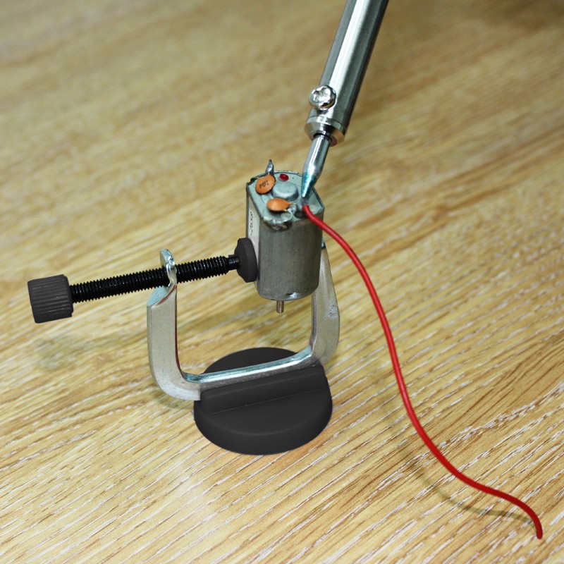 Modelcraft PCL1003 3 G-Clamps and magnet, Silver