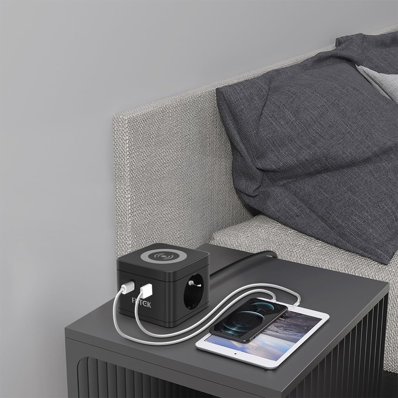 FDTEK Socket Cube with Inductive Charging Function with 2 USB-C
