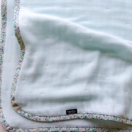 Hagmamu 1817-02-BL-F Gauze Blanket, Made in Japan, S Baby 19.7 x 27.6 inches (50 x 70 cm), Light Blue Flower 6 Layers, Soft