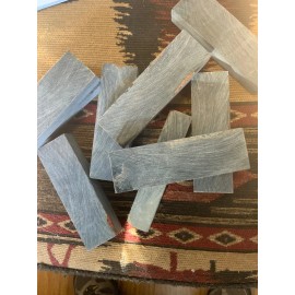 BUFFALO HORN KNIFE HANDLE BLOCK 5” X 1 .5” X 1”, solid natural horn block