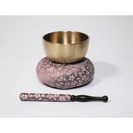 Kyobutsudan Isemura Sakura Pattern Hiyori Rin Set - Domestic Orin Set - Produces beautiful, resonant tones (Various sizes and colors available) - Set includes orin, cushion, and rin stick - Rin Rin