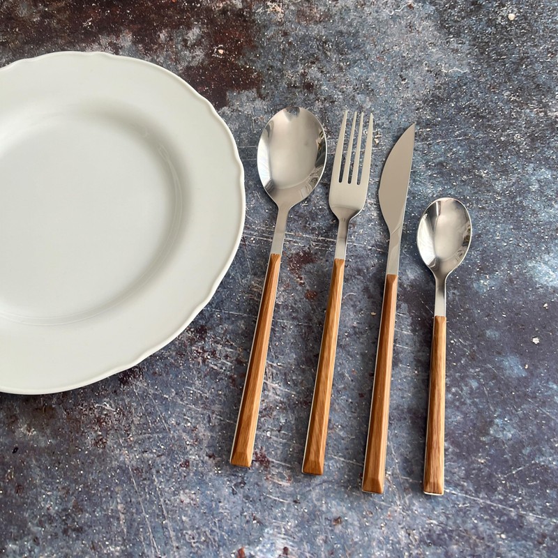 16Pc Cutlery Set Wood Grain Effect Tableware Stainless Steel ABS