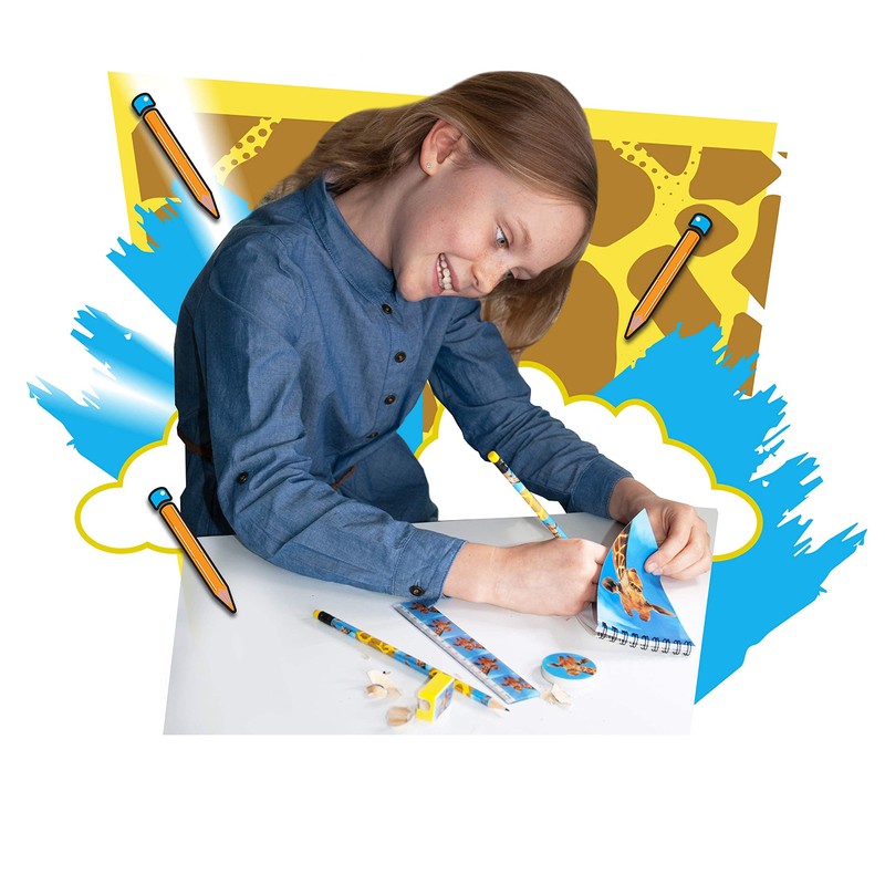 Wild Stationery Set - Giraffe from Deluxebase. These Fun School