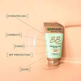 Garnier Garnier SkinActive Classic Perfecting All-in-1 BB Cream, Shade Classic Light, Tinted Moisturiser SPF 15, Brightens and Evens Skin, With Hyaluronic Acid Aloe & Mineral Pigments, 50 ml