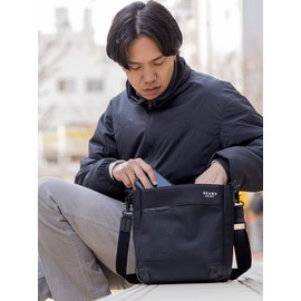 Beams Heart Men's Canvas Bag, Polyester Heathered Material, Mini Shoulder Bag, Black