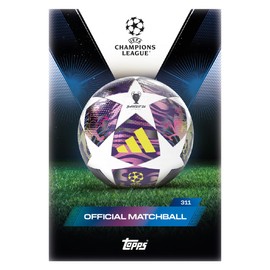 Topps UCC Match Attax Extra 2026 - Full Box - contiene 32 bustine Match Attax Extra (12 carte per bustina). Include un Hero Packet garantito per ogni box.