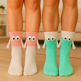 TWPER Funny Magnetic Holding Hands Socks for Couples Best Friends, 2 Pairs Cute Funny Gift for Her Women Men Birthday Anniversary