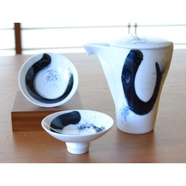 Sake Set Tokkkuri Ochoko Set, Arita Ware, 1 Tokkuri, Set of 2 Flat Cups, Ryumon, Ceramic, Made in Japan