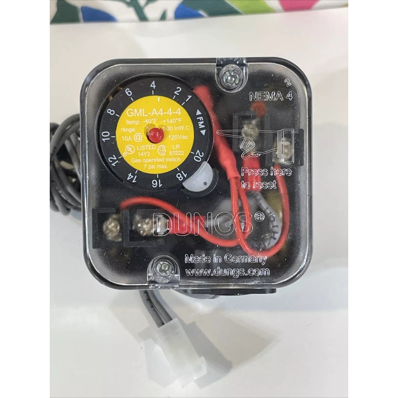 Dungs GML-A4-4-4 Gas Pressure Switch 1-20″ WC NEMA 4 +