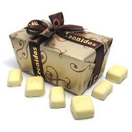 Leonidas Manon Cafe and Manon Blanc 470g Luxury 28 Piece White