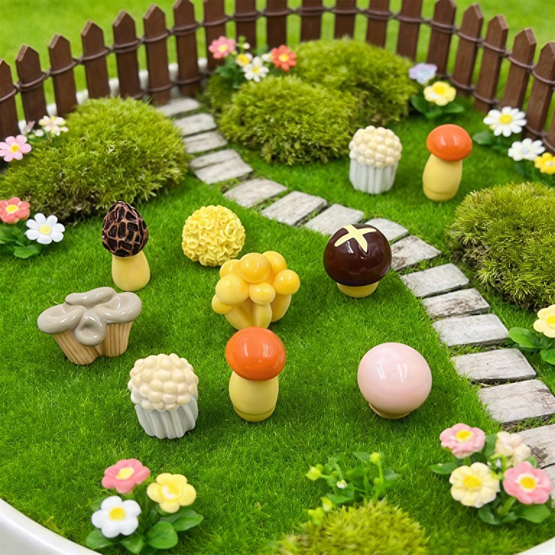 8PCS Mini Mushroom Resin Figurines, Realistic Mushrooms Resin Ornaments, Cute