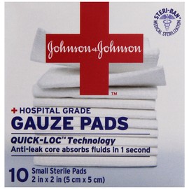 Johnson & Johnson First Aid Sterile Gauze Pads, Small , 10 ct