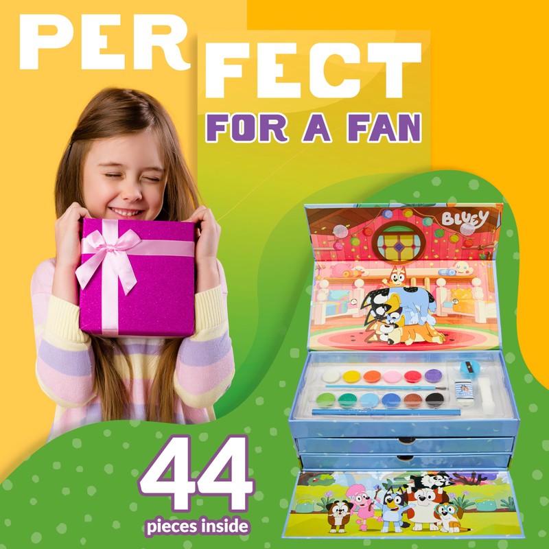 Bluey Children's Colouring Set 40+ Pieces - Unlimited Creativity for