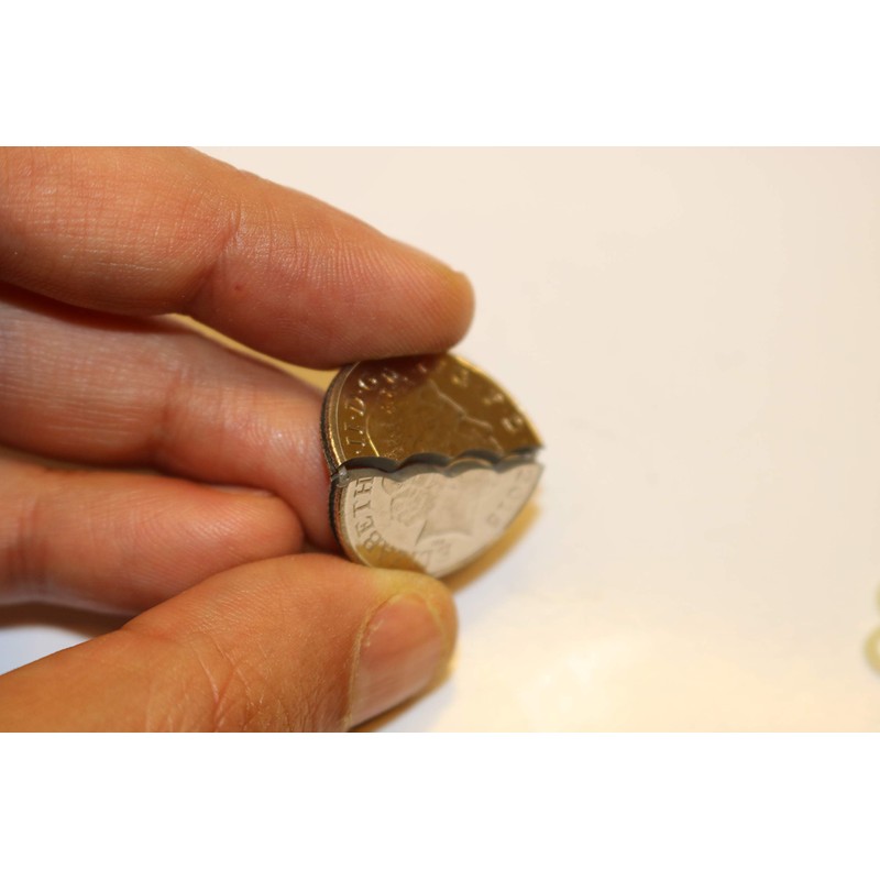 Coin in the Bottle 10p / Folding Coin Magic Trick/Close