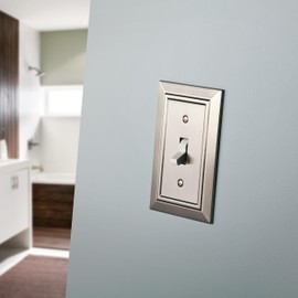 Franklin Brass Classic Architecture (1-Pack) Decorative Light Switch Cover Wall Plates Brushed Nickel 1-Gang Wall Plate Toggle Plate Guards Electrical Outlet Guard W35217-SN-C