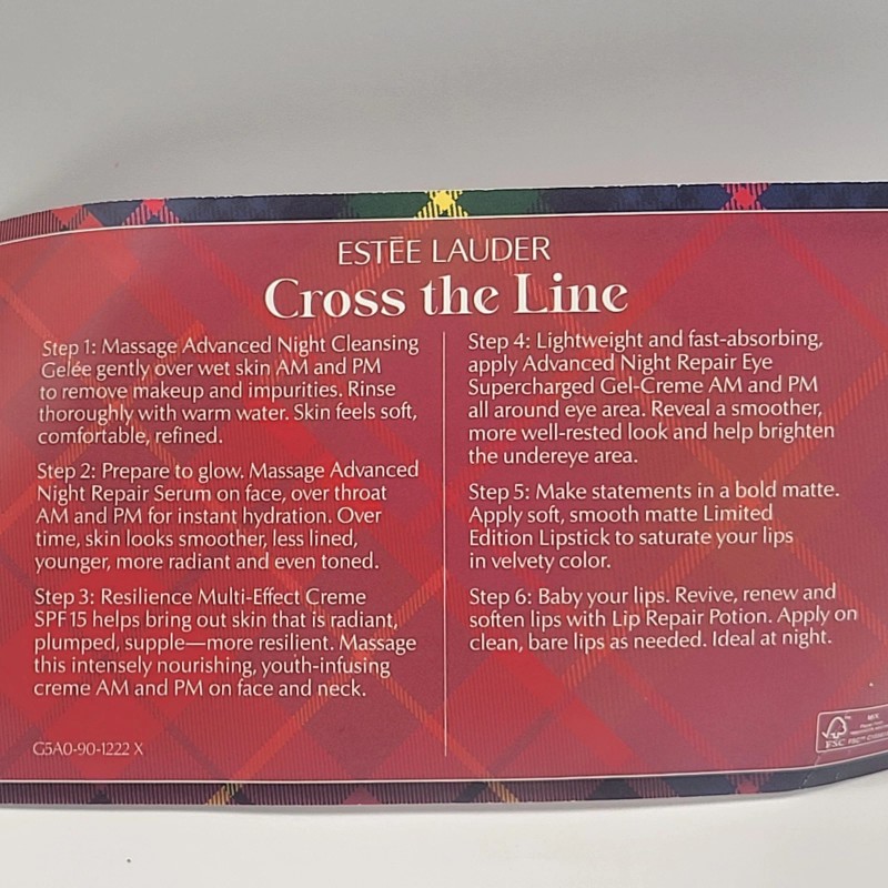 Estée Lauder Estee Lauder Night Repair Cross the Line Tartan