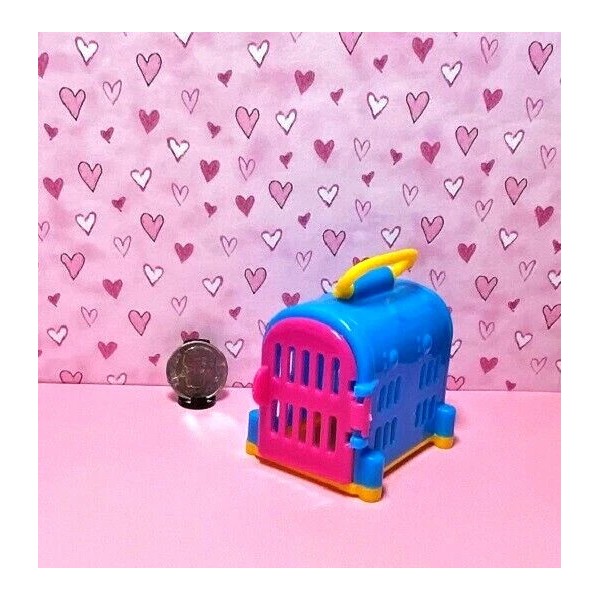 Unbranded Dollhouse Miniature Crate/Carrier for Pets -1:6 Scale -Door Opens