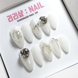 Pure White Sulwha Handmade Nail Tips - Short Oval / 순백 설화 수제네일팁 - 숏오벌