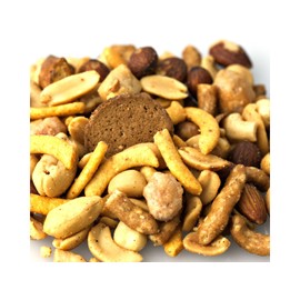 YANKEETRADERS Crunch 'N Nuts Bar Mix -2 LBS