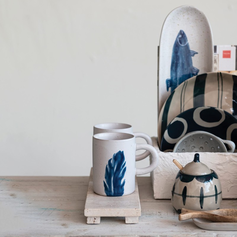 Creative Co-Op Stoneware Serving Painted Stripes, Set of 3, Tan