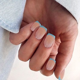 KXAMELIE Kurz Drücken auf Nägeln mit Designs, Kurz Französisch Blau gefälschte Nägel,quadratischer Stock auf Nägeln für Frauen,dicke Sargnägel,Acrylnägel Drücken Sie auf für Nagel Kunst in 24PCS