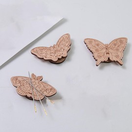 DAUZ Elegant Strong Magnets Versatile Embroidery Needle Minder, Beech Wood, 2 Count