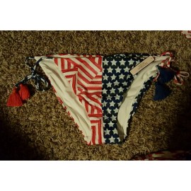 Victoria's Secret SZ M  Teeny Bikini Swim Bottoms~Stars/
