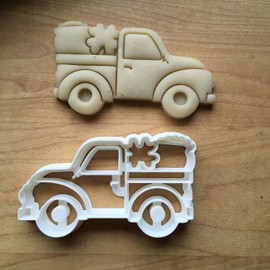 Sweet Prints Inc St. Patrick's Day Pickup Truck Cookie Cutter - Dishwasher Safe