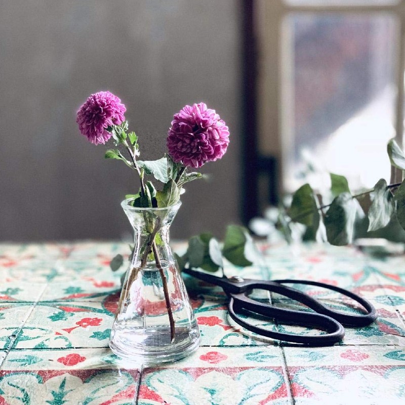 Spice of Life Tiny Glass Flower Base