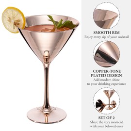 MyGift Juefo de 2 copas modernas de Martini, tienen capacidad para 8 onzas y estan chapadas en metal en tono cobre