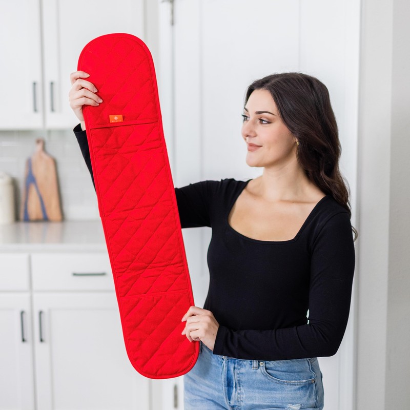 Red Oven Gloves Double Protection by Kiyotsu: Sophisticated Heat Defense