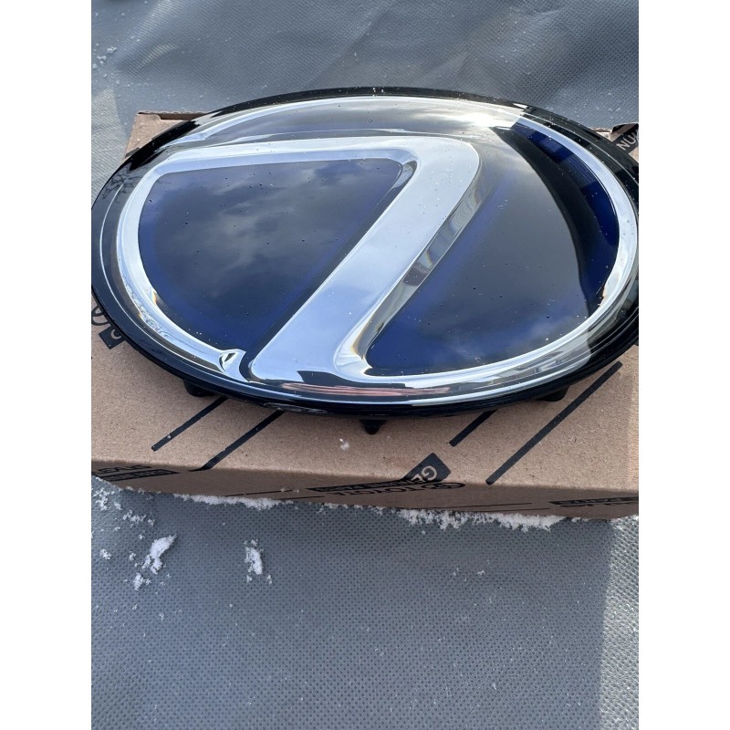 Lexus ES 300h Hybrid 2019-2022 Front Grille Emblem Logo Radar