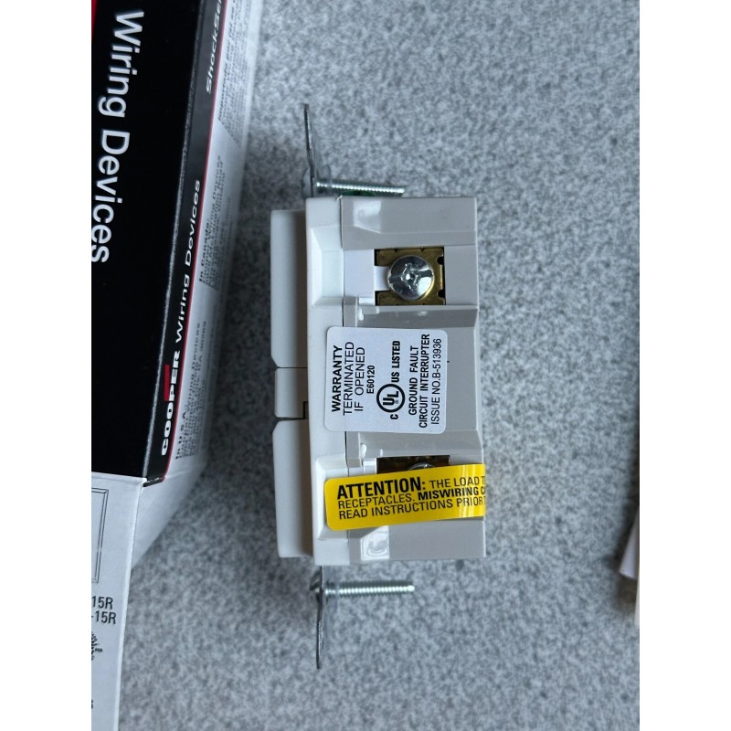 Cooper NEW COOPER VGF15W GFCI DUPLEX RECEPTACLE AND WALL PLATE