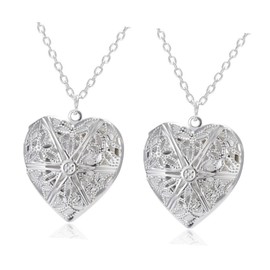 COHEALI 2pcs Alloy Heart Necklace Photo Frame Fashion Jewelry Special Occasion