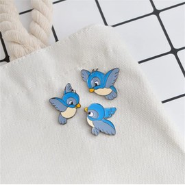 3pcs Blue Enamel Bird Pin Cartoon Flying Fledgling Brooch Animal Denim Jacket Pin Buckle Shirt Badge Gift for Kids