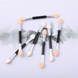 Unique Cell Eyeshadow Tip Brush 10p 438509