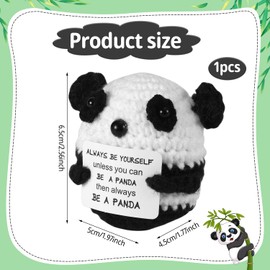 NQEUEPN Lustiger Positive Panda, 6,5cm Gestricktes Panda Spielzeug mit Ermutigungskarte Emotional Unterstützende Panda Puppe Gehäkelter Panda Positive Kartoffel für Partydekoration Geschenk