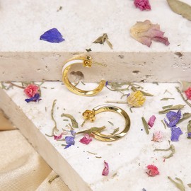 Tuscany Silver Women's Sterling Silver Yellow Gold Plated 3 mm x 19 mm Enamel Twirl Hoop Earrings, Silver