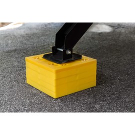 Camco 21022, FasTen Camper/RV Leveling Blocks | Designed of Heavy-Duty UV Resistant Resin & Convenient Carrying Handle for RV Storage and Organization | Includes (10) 8.5" x 8.5" x 1" RV Blocks