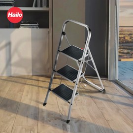 Hailo K60 StandardLine | Aluminum folding step | Three large steps with non-skid mats | Folding safety mechanism | Rectangular rail for convenient transport| Rustproof | Easy to store