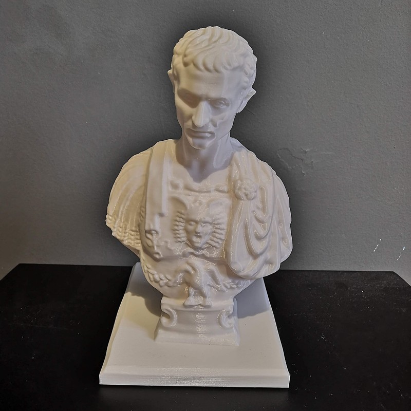 Julius Caesar Pen / Pencil Stationery Holder Desk Tidy (3D