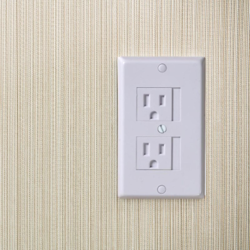KidCO Universal Outlet Cover