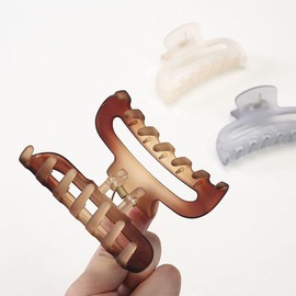 Romanna pack of 6 Crescent-Shaped Hair Claws Geometric Ponytail Holder Hair Accessories Headwear Matte Acrylic Women Hair Clips (multicolor)