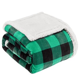 Touchat Sherpa Green and Black Buffalo Plaid Christmas Twin Blanket 60" X 70", Fuzzy Fluffy Soft Cozy Blanket, Fleece Flannel Plush Microfiber Blanket for Couch Bed Sofa (Green and Black)